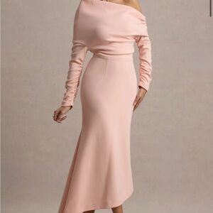 Club L London Off-Shoulder Pink Dress